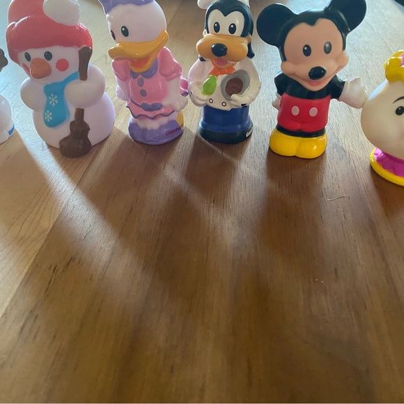 6 Fisher Price Disney Snowman Mickey Goofy Olaf Daisy Ms Potts Figurine Toys - Picture 4 of 12